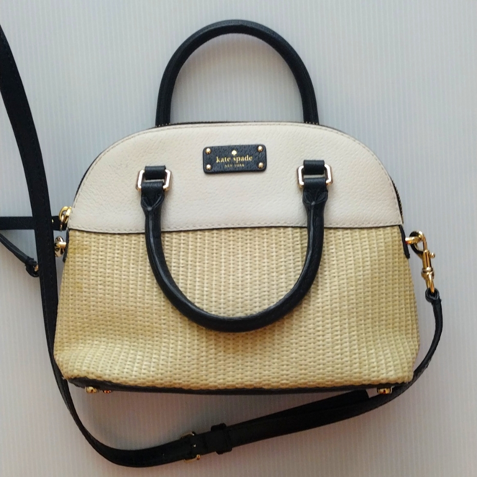 - Kate Spade Wicker/Leather Detachable Crossbody Structure Dome Handbag "C